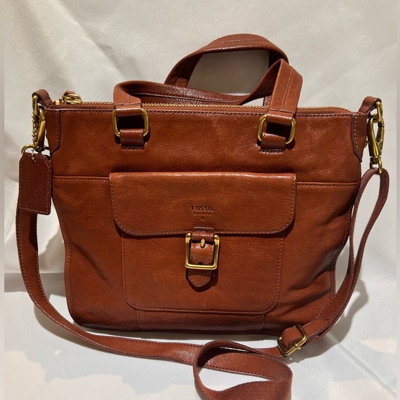 Fossil 11 x 13 Camel satchel bag with two top handles and adjustable strap - Picture 1 of 7